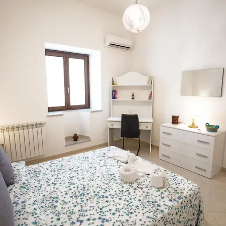 Sol&luna 1909 Tourist Location In Old Town Apartment *